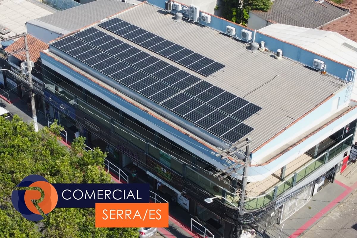Sistema de energia solar instalado pela RealTec - Comercial em Porto Canoa