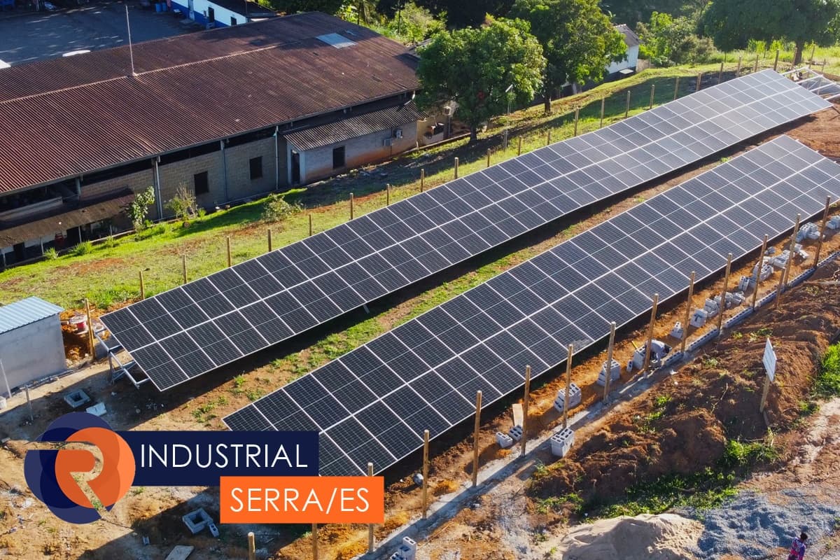 Sistema de energia solar instalado pela RealTec - Industrial em Serra Sede