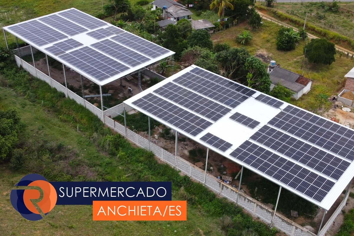 Sistema de energia solar instalado pela RealTec - Supermercado em Anchieta